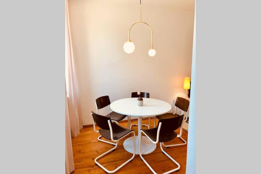 אוגסבורג Charmant Leben Im Textilviertel - Stilvolle Wohnung - Zentral Und Ruhig מראה חיצוני תמונה